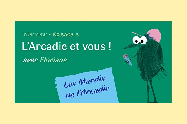 Héron avec des yeux BD qui tient un micro